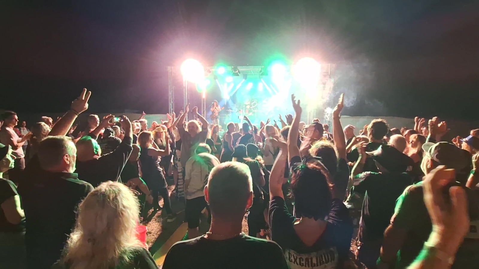 Begeistertes Publikum bei Rockin’ Memories in Seebronn